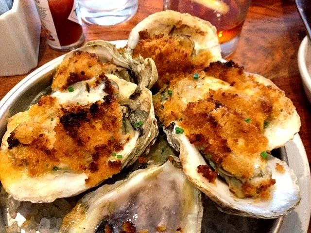 Snapdishの料理写真:Broiled Louisiana Oysters|David Armondさん