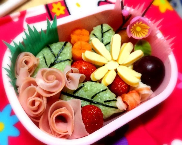 flower bentou!!!|Shengさん