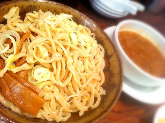 Snapdishの料理写真:醤油つけ麺(2.5玉)|いちきろばいとさん