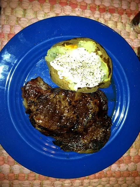 grilled ribeye & baked potato|Jason Rothさん