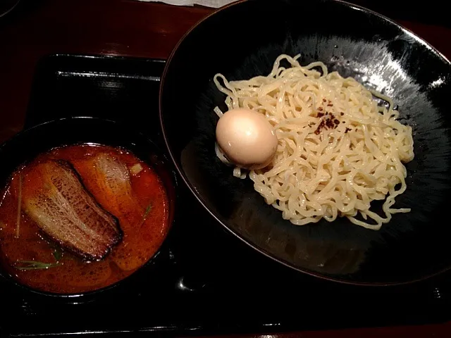 Snapdishの料理写真:味は悪くないけどすごくうまいわけでもなく。オペが悪すぎてもう行く気しないな。スープぬるくて胡麻ダレが溶け残ってた。|SHIOYA, Hiromuさん