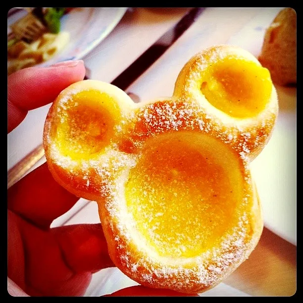 Mickey custard bread|RIEさん