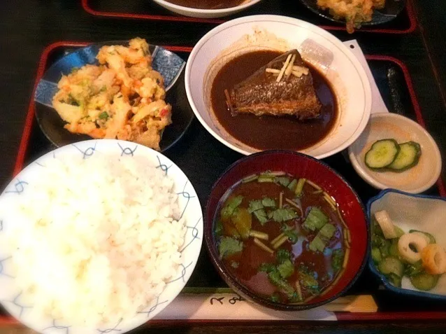 サバの味噌煮定食♥|かーねさん