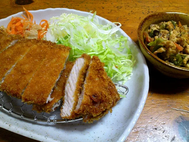 トンカツと炒り豆腐|maさん