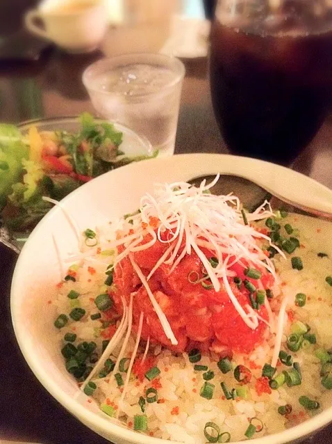 Snapdishの料理写真:ネギトロサーモン丼|たけななさん