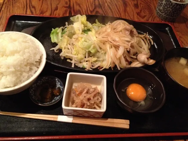 Snapdishの料理写真:生姜焼き定食|shinoktzwさん