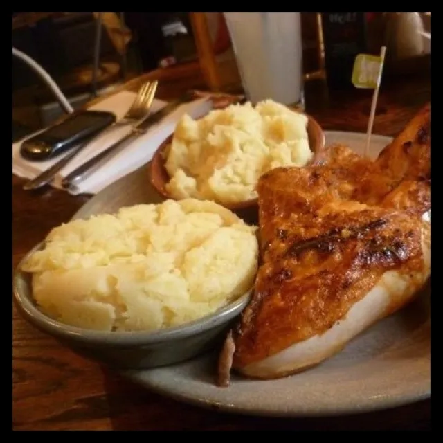 Nando's mash & chicken|Shazmaさん