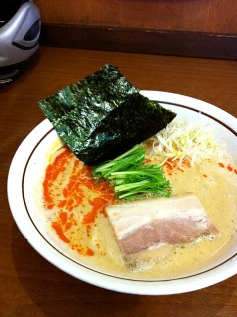 タンタン麺。辛いけどアッサリ旨い|やまともさん