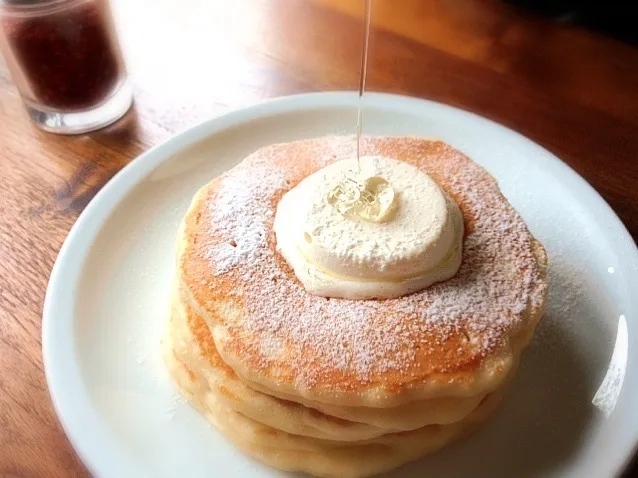 ミルクバターのフレッシュパンケーキ|ニッサンさん