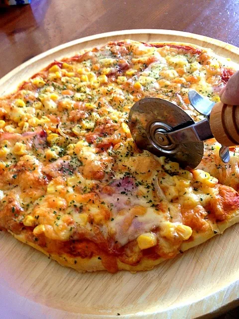 Snapdishの料理写真:ベーコン☆コーン pizza|chieko ♪さん