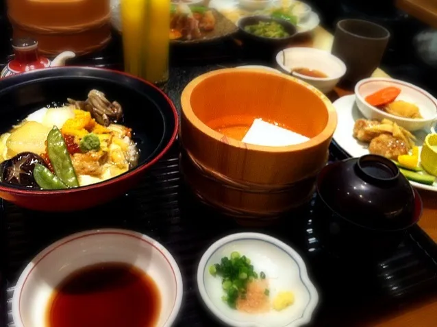 ゆばの彩り丼定食◎惣菜、デザート取り放題(=´∀｀)人(´∀｀=)|CHIEさん