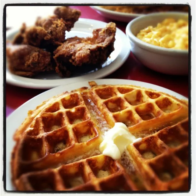 fried chicken n' belgian wafflie|SF Calicoさん