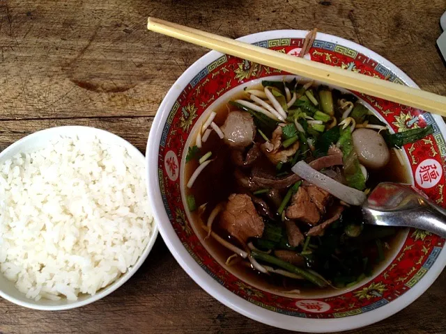 เกาเหลาเนื้อ, koa-lao-nuea (stewed beef soup with rice)|Tunaさん