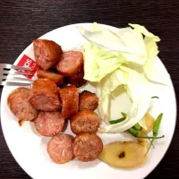 Snapdishの料理写真:thai sausage|matt layさん