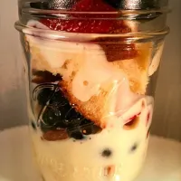 pound cake pudding trifle|Lauren Barnesさん