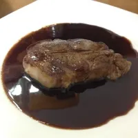 豚の肩ロースのステーキ(red wine sauce)'|実貴さん