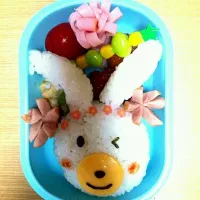 Snapdishの料理写真:うさちゃん弁当|Yuhki Jさん