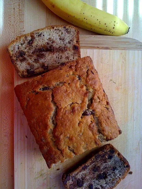 Chocolate Bourbon-Spiked Banana Bread from the @joythebaker cookbook, which made for damned good french toast|xuedan wangさん