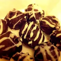 Snapdishの料理写真:Oreo Truffles|Jane Duさん