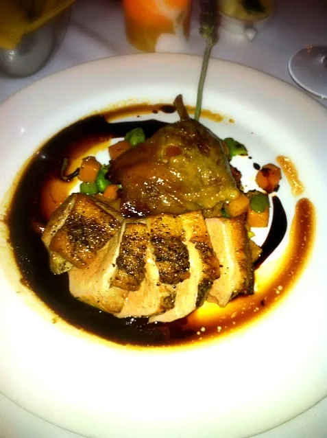 Maple Glazed California Duck with confit thigh and succatash|kristian wallさん