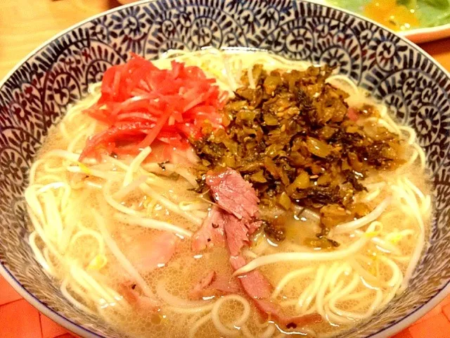 残業後の夕食は博多ラーメン♪|りえさん