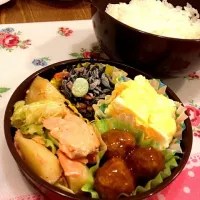 Snapdishの料理写真:5月23日 鮭弁当|かもさん