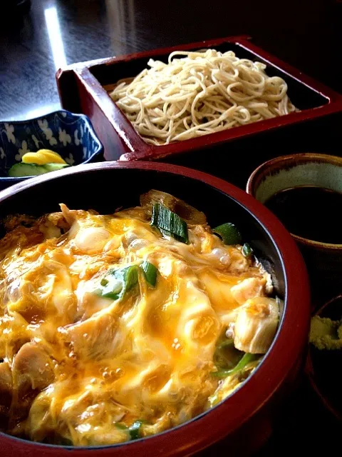 親子丼と蕎麦|マツモト ヒデさん