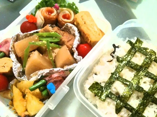 Snapdishの料理写真:旦那ちゃんの夜勤弁当♡|maiさん