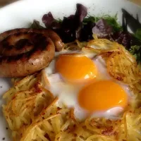 pasta nest eggs n sausage