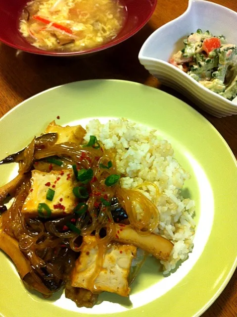 Snapdishの料理写真:厚揚げと茄子の麻婆春雨丼、ゴーヤサラダ、中華スープ|tomocarat.さん