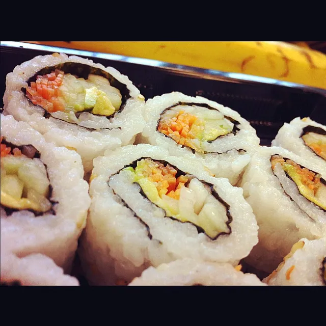 DAY 5 (lunch)- veggie sushi|Tara Lynnさん