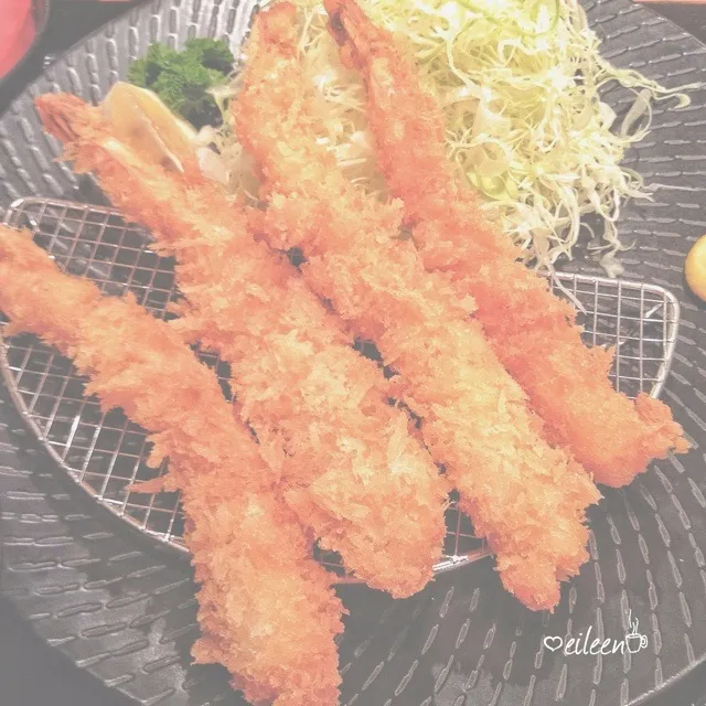 Snapdishの料理写真:Yabu: House of Katsu Jumbo Prawn Set|eiLeeN 💋🐬さん