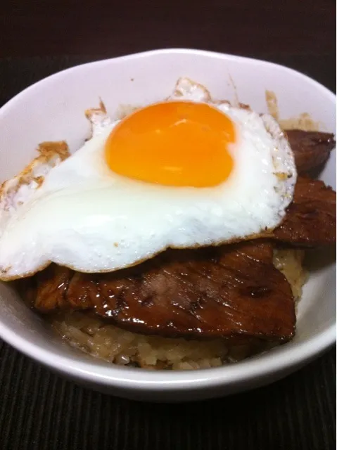 焼き豚丼つくってみた。(ご飯は間違ってとり釜めし|msさん