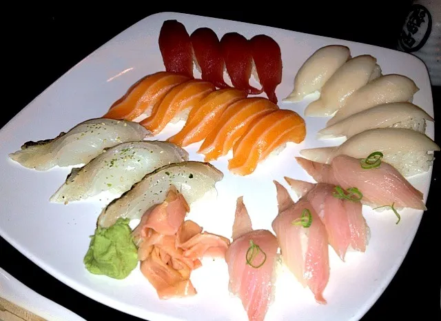 Nigirizushi platter|James Stewartさん