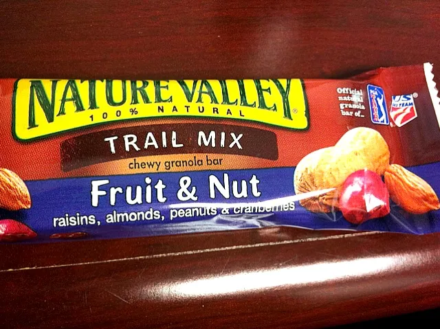 DAY 6- fruit and nut bar|Tara Lynnさん