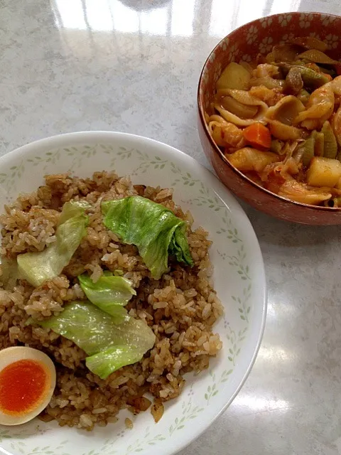 ニンニク醤油炒飯と味噌漬け卵、コペコペになったミネストローネ|かまさん