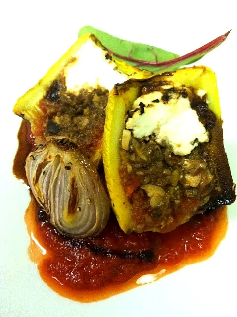 ROASTED COURGETTE STUFFED w/ OLIVE.GARBONZO. ALMOND AND GOAT CHEESE|GREG ARNOLDさん