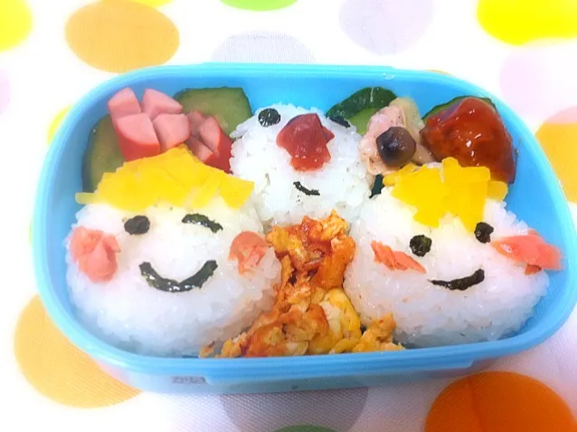 Snapdishの料理写真:息子リクエスト おにぎりくん弁当|しんひろさん