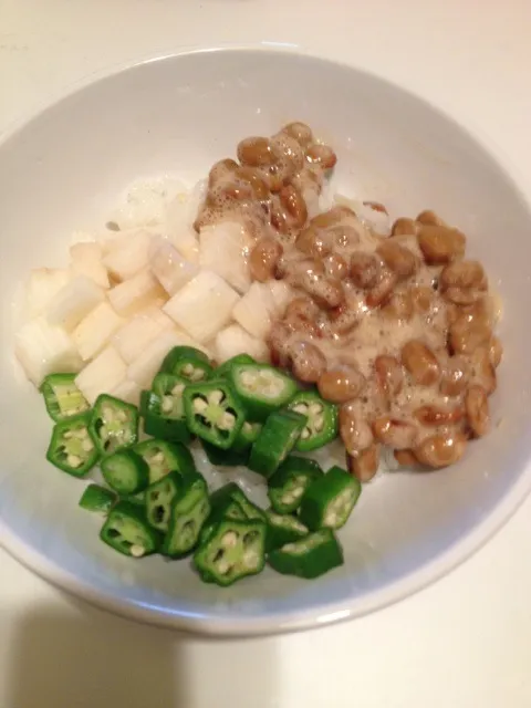 ネバネバ丼|あきさん