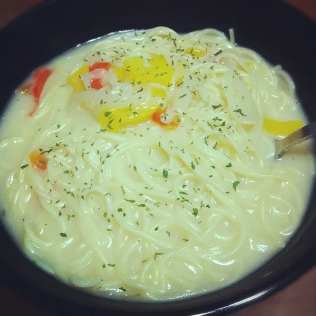 Creamy Pasta with bell peppers|Justinaさん