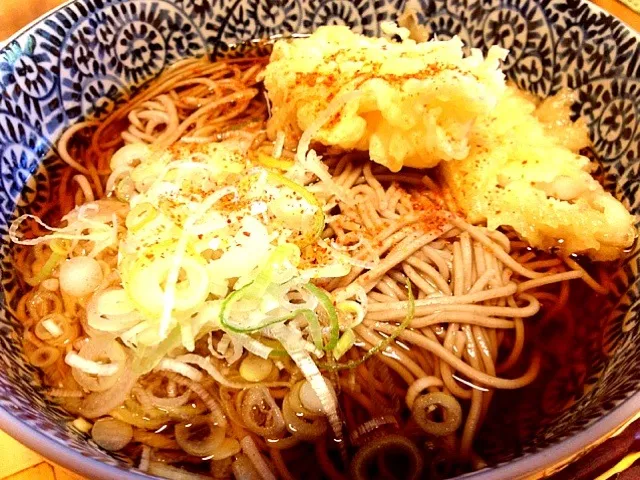 Snapdishの料理写真:二日酔いには蕎麦！|りえさん