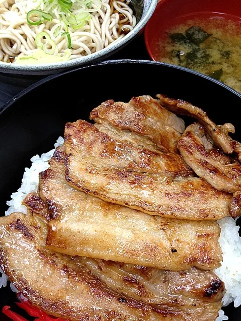 焼肉ライス冷かけセット #丼 #そば|Takashi H.さん