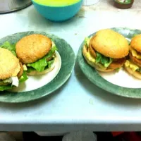 Snapdishの料理写真:My Chicken Burger with Syafiq's Special Sauce|Nour Ismailさん