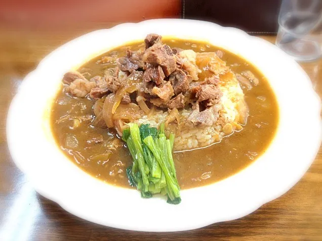 牛すじ丼カレー|しろくまさん