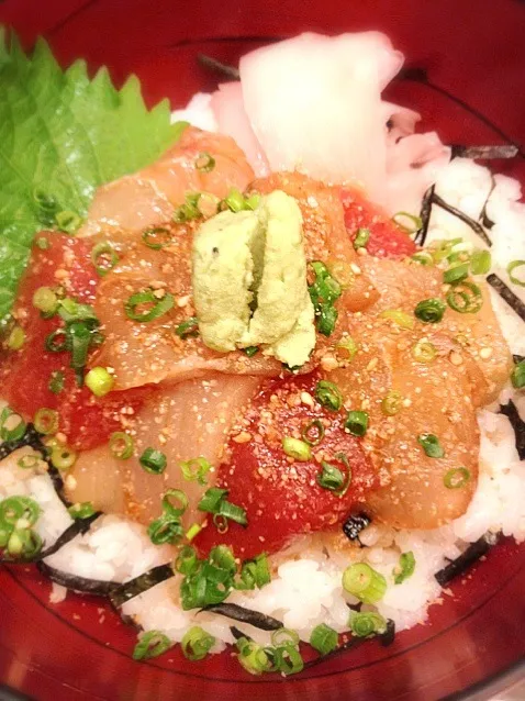 マグロとスズキのづけ丼|tamakiさん