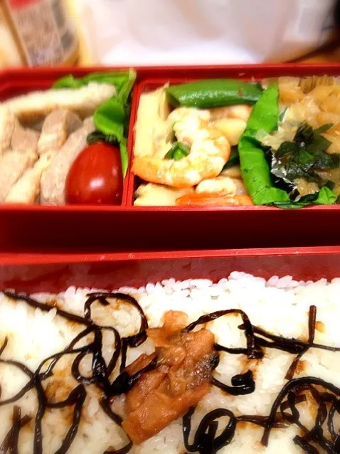 エビとタケノコの塩麹炒め弁当|カナうささん