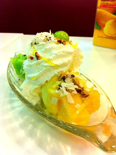 ice cream mango|Food in Thailandさん