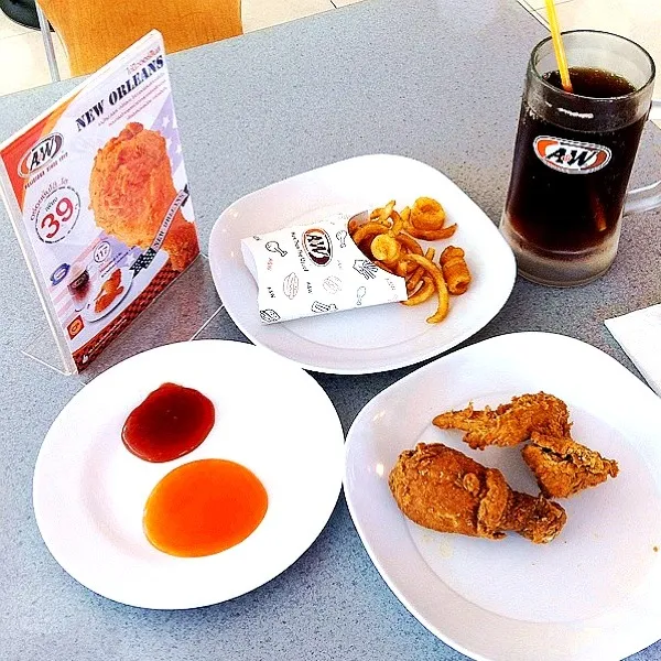 A&W|Food in Thailandさん