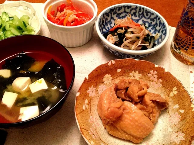 Snapdishの料理写真:5/30 鶏の梅酒煮、酢物、味噌汁|ikukoさん