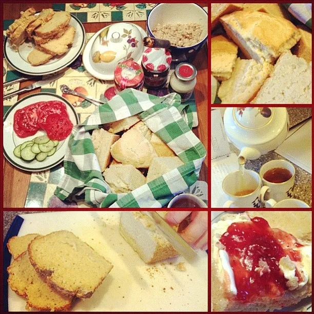 Snapdishの料理写真:Irish Soda Bread and Scones with Jam and Clotted Cream|Cleoさん